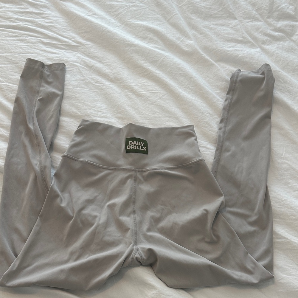 Daily Drills Light Gray Leggings